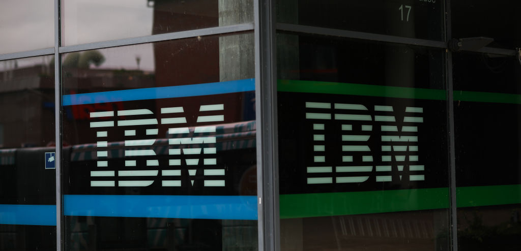 IBM이 AI 시대에 초급 인재를 3배 늘린다: '인공지능은 일을 대체하지만, 사람과 소통하는 역할은 아직 안됩니다' - AI, IBM 관련 이미지