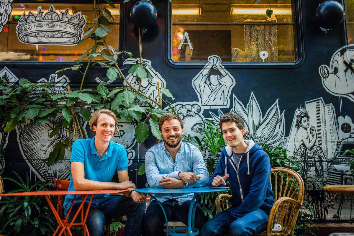 Mistral AI가 첫 인수로 '클라우드 전략'을 드디어 밝혔다! (OpenAI 경쟁사의 새로운 변신) - Mistral AI, AI 클라우드 관련 이미지