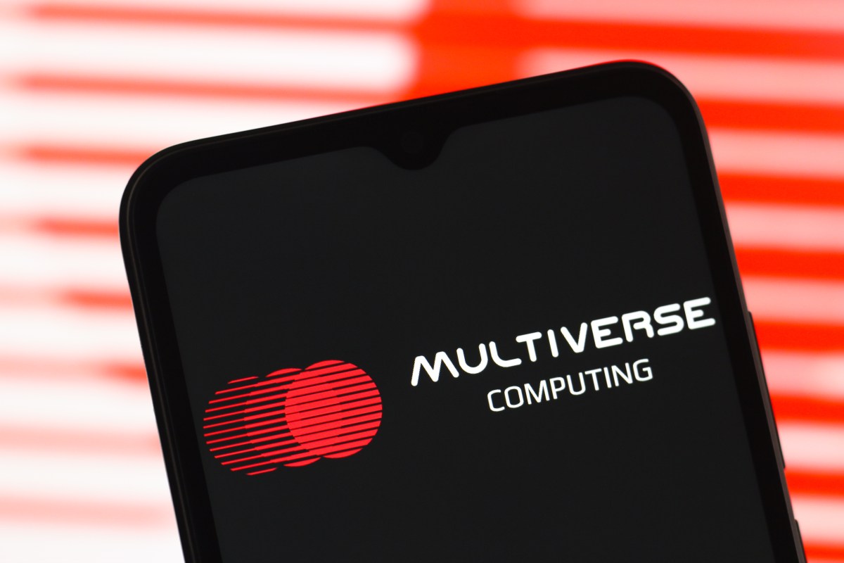 스마트폰에서도 실행 가능한 AI 모델 Multiverse Computing, 클라우드 의존을 탈피하다 - AI 모델, 테크뉴스 관련 이미지
